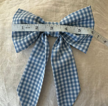 Load image into Gallery viewer, Blue gingham bow
