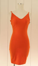 Load image into Gallery viewer, Fitted mini dress
